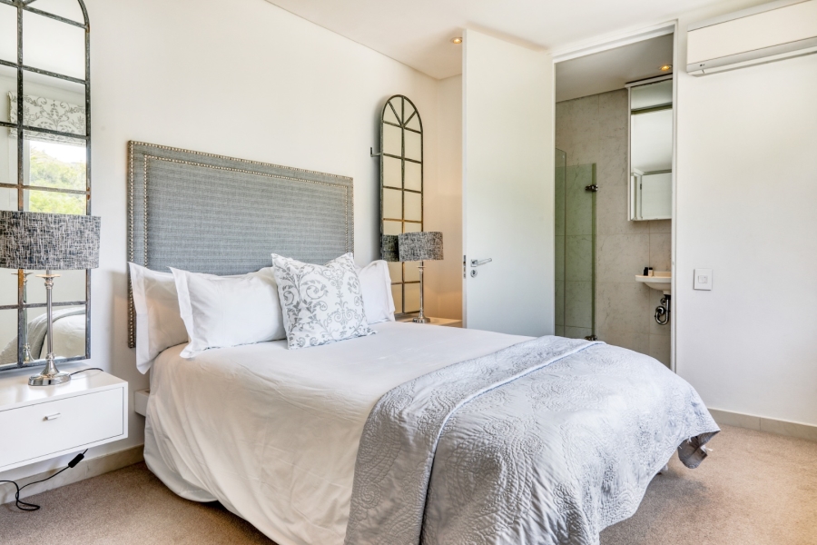 To Let 5 Bedroom Property for Rent in Camps Bay Western Cape